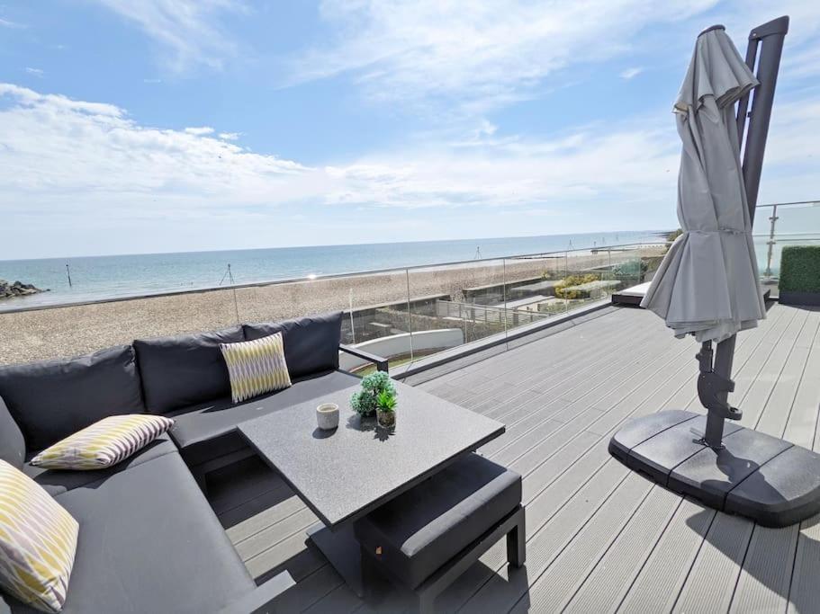 Beach View Middleton-on-Sea Exterior photo
