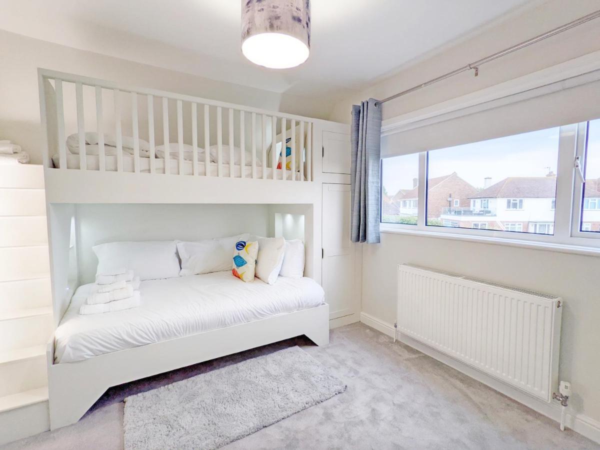 Beach View Middleton-on-Sea Exterior photo